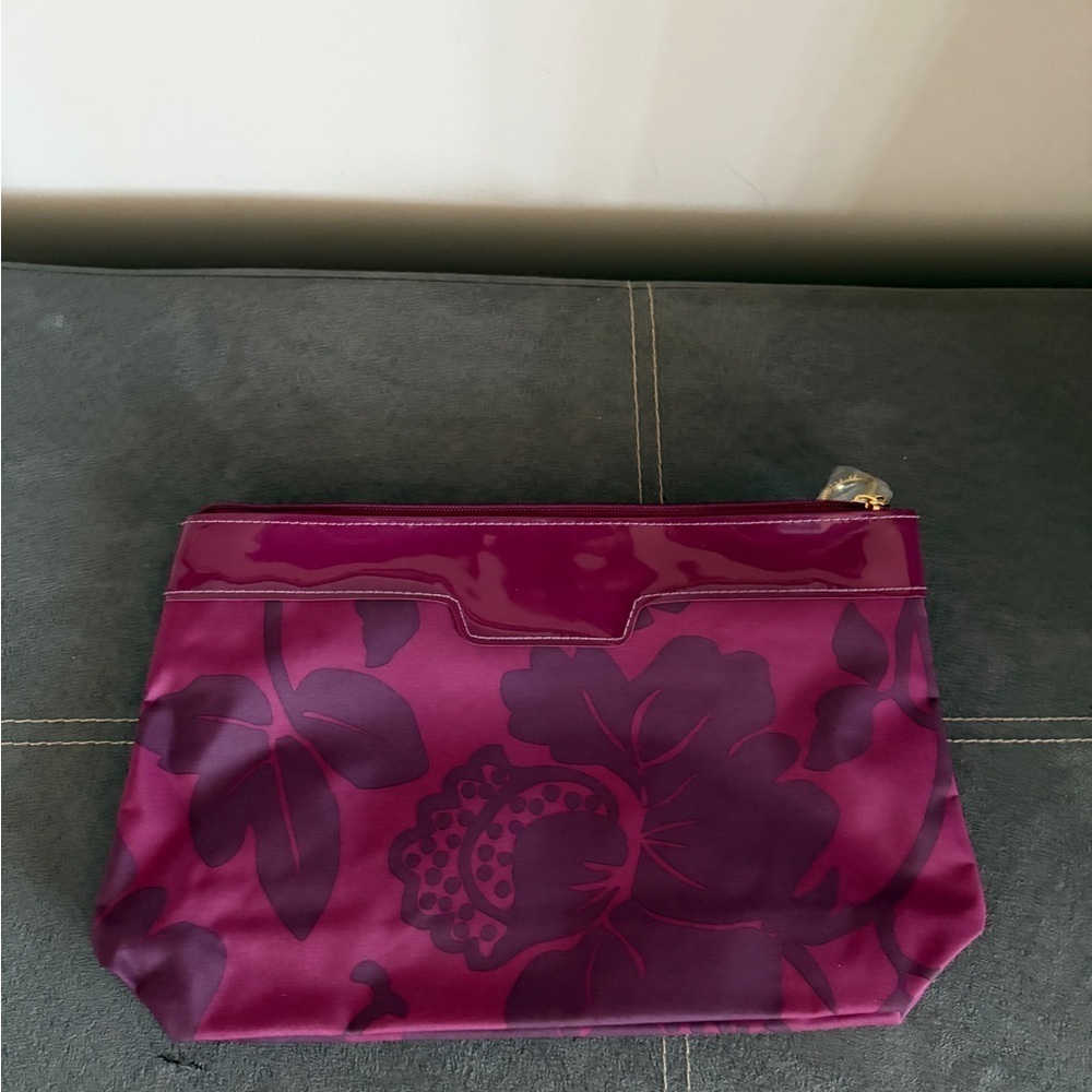 Estée Lauder Chic Floral Cosmetic Bag in Deep Purple BNWOT